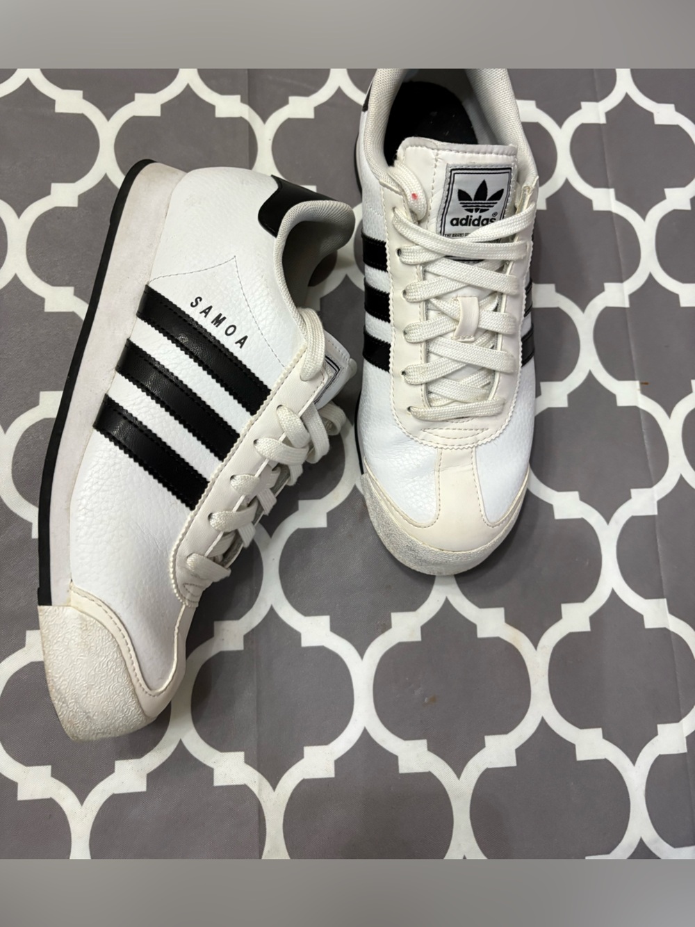 Adidas Women’s Originals Samoa sneakers